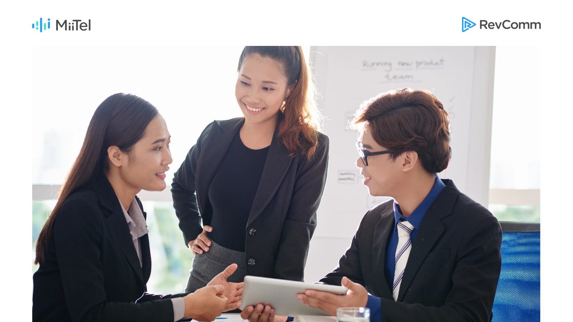 Read more about the article Pentingnya AI Meeting Assistant untuk Tim Bisnis Masa Kini